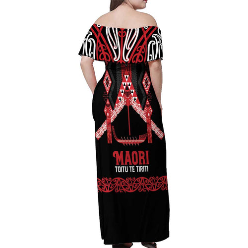 Toitu Te Tiriti Waitangi Family Matching Off Shoulder Maxi Dress and Hawaiian Shirt Black Wharenui House - Aussie Hoodie