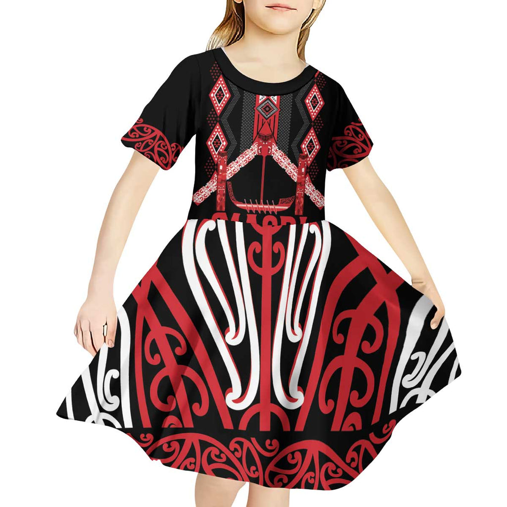 Toitu Te Tiriti Waitangi Kid Short Sleeve Dress Black Wharenui House - Aussie Hoodie