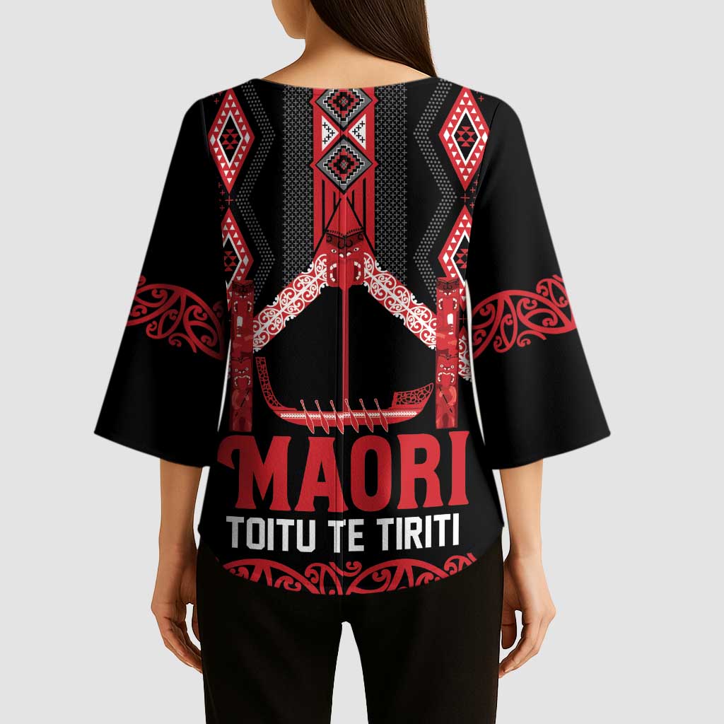 Toitu Te Tiriti Waitangi Kimono Sleeve Blouse Black Wharenui House - Aussie Hoodie