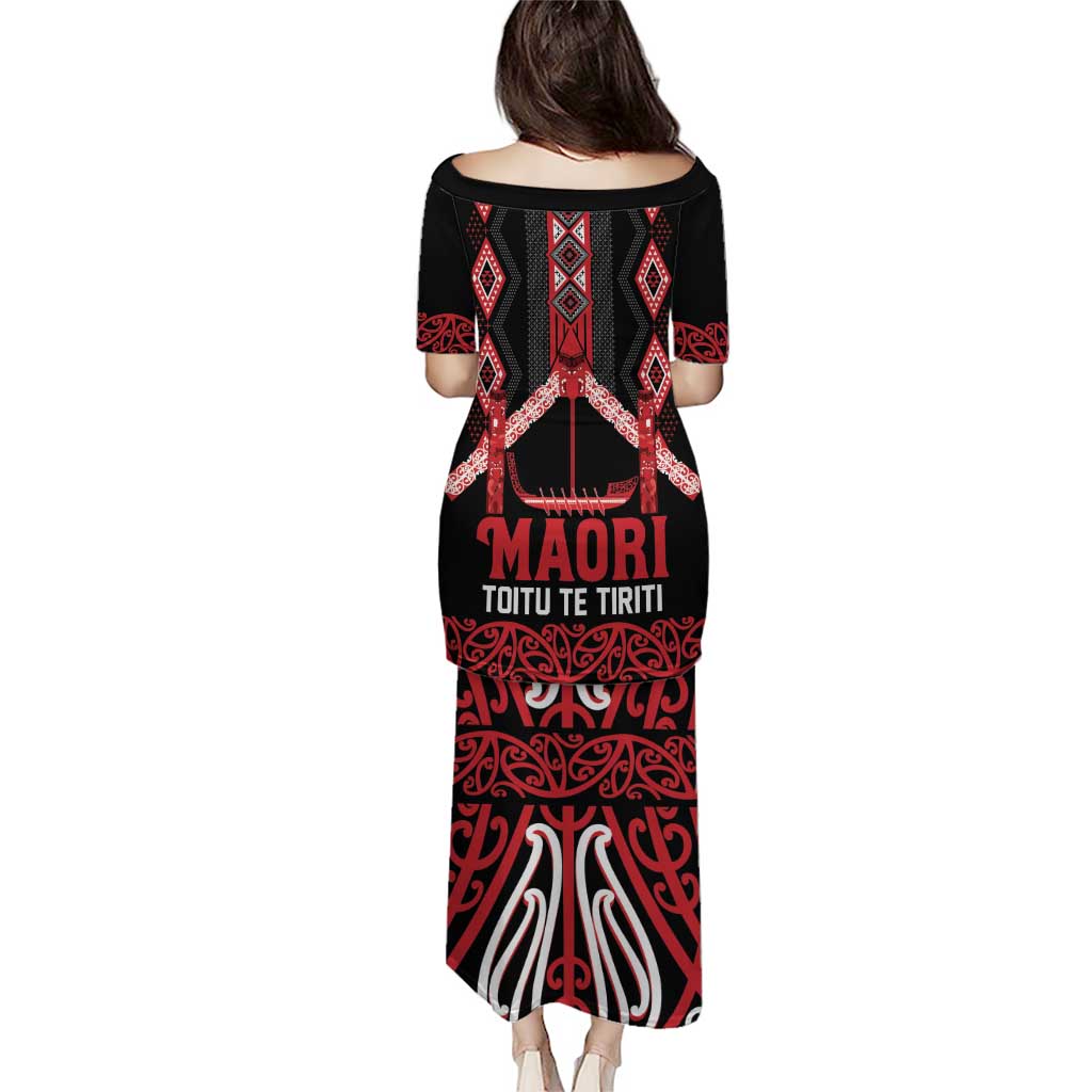 Toitu Te Tiriti Waitangi Puletasi Black Wharenui House - Aussie Hoodie