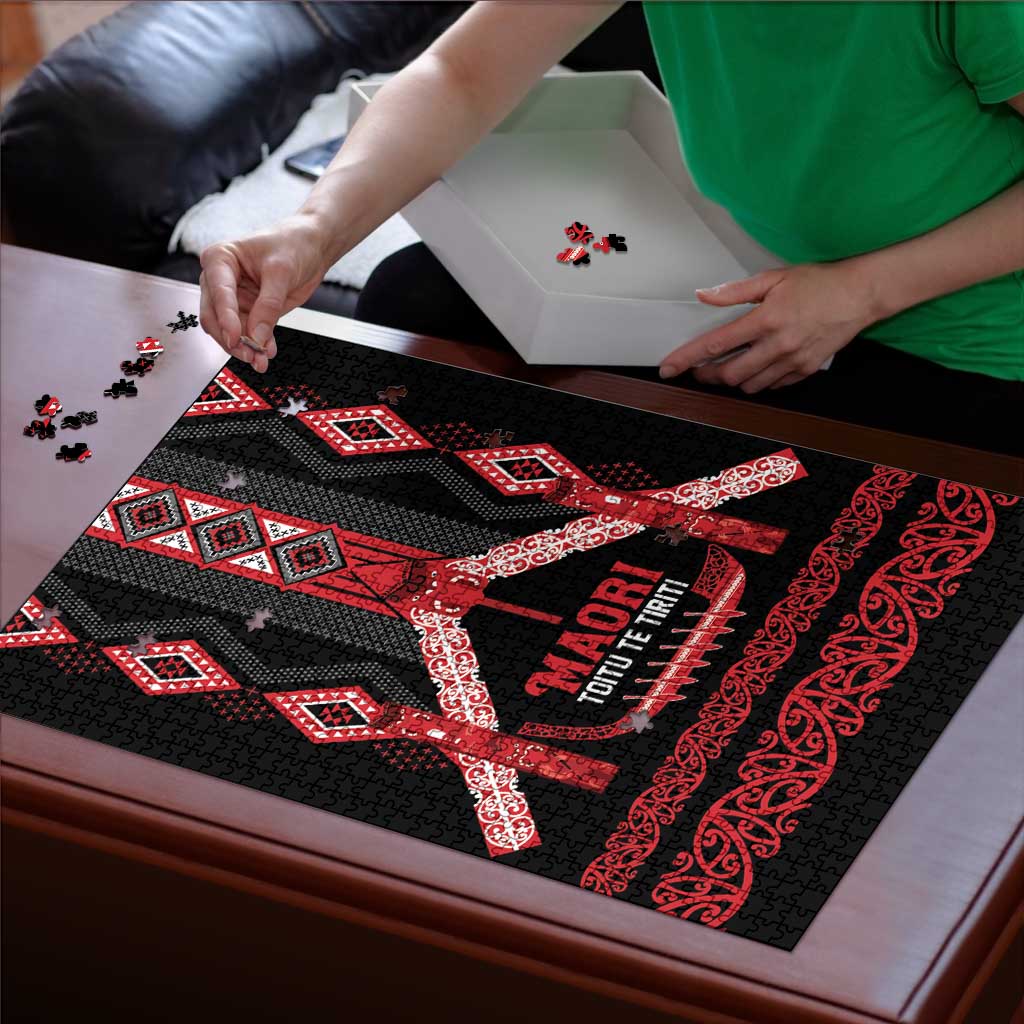 Toitu Te Tiriti Waitangi Puzzle Black Wharenui House - Aussie Hoodie