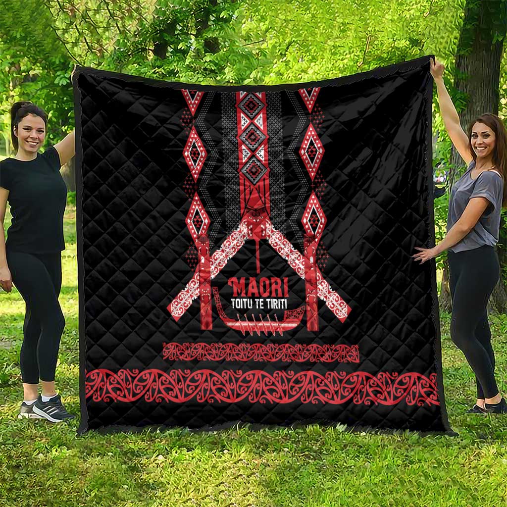 Toitu Te Tiriti Waitangi Quilt Black Wharenui House - Aussie Hoodie