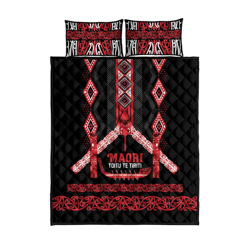 Toitu Te Tiriti Waitangi Quilt Bed Set Black Wharenui House - Aussie Hoodie