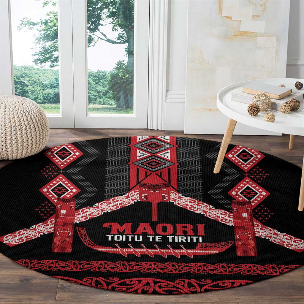 Toitu Te Tiriti Waitangi Round Carpet Black Wharenui House - Aussie Hoodie