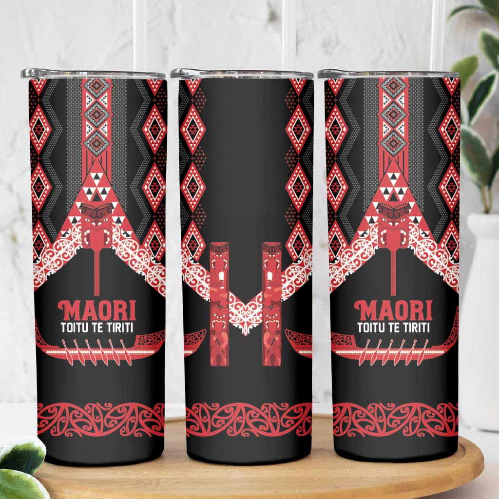 Toitu Te Tiriti Waitangi Skinny Tumbler Black Wharenui House - Aussie Hoodie