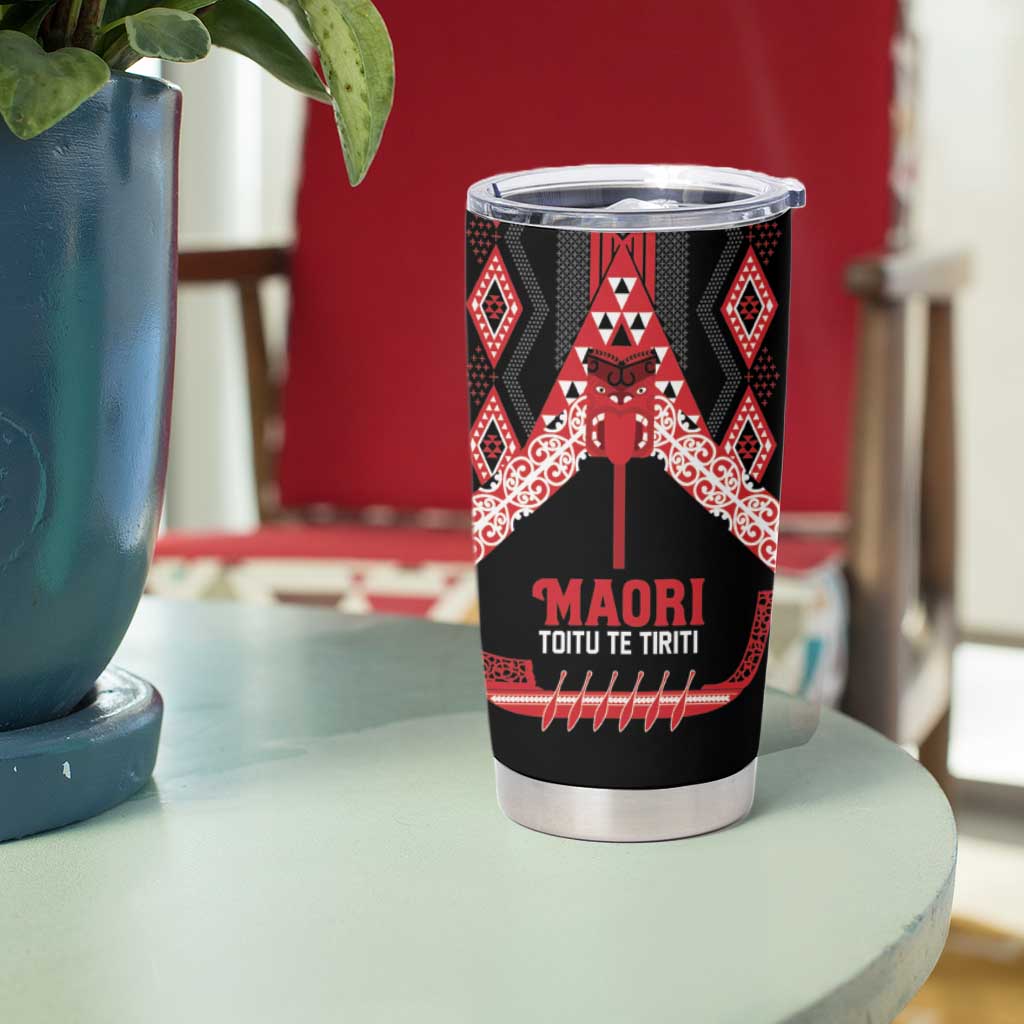 Toitu Te Tiriti Waitangi Tumbler Cup Black Wharenui House - Aussie Hoodie