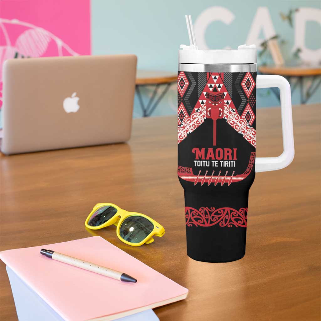 Toitu Te Tiriti Waitangi Tumbler With Handle Black Wharenui House - Aussie Hoodie