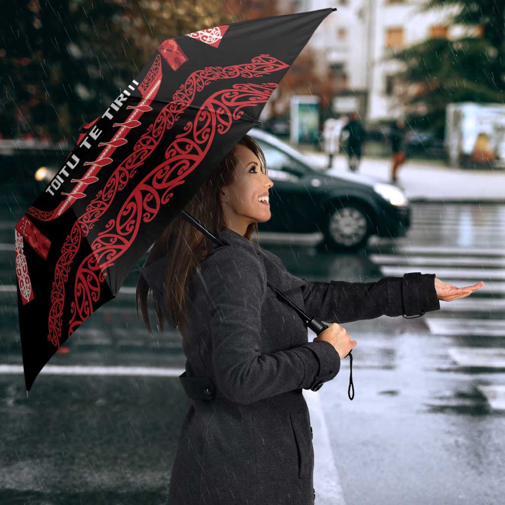 Toitu Te Tiriti Waitangi Umbrella Black Wharenui House - Aussie Hoodie