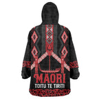 Toitu Te Tiriti Waitangi Wearable Blanket Hoodie Black Wharenui House - Aussie Hoodie
