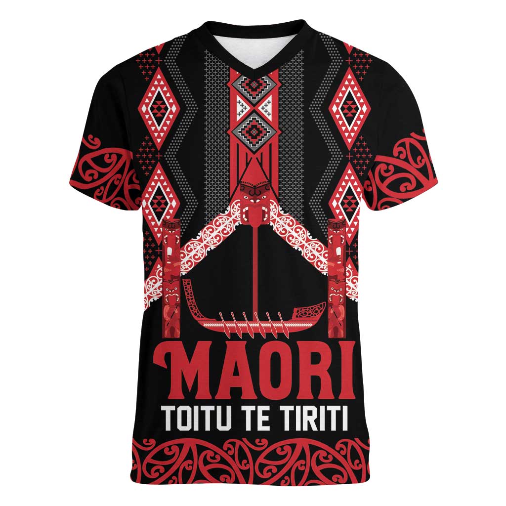 Toitu Te Tiriti Waitangi Women V-Neck T-Shirt Black Wharenui House - Aussie Hoodie