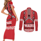 Toitu Te Tiriti Waitangi Couples Matching Short Sleeve Bodycon Dress and Long Sleeve Button Shirt Red Wharenui House - Aussie Hoodie