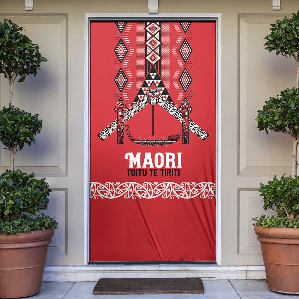 Toitu Te Tiriti Waitangi Door Cover Red Wharenui House - Aussie Hoodie