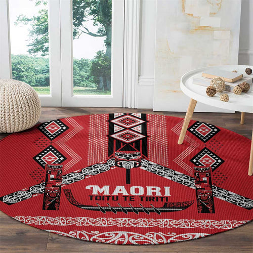 Toitu Te Tiriti Waitangi Round Carpet Red Wharenui House - Aussie Hoodie