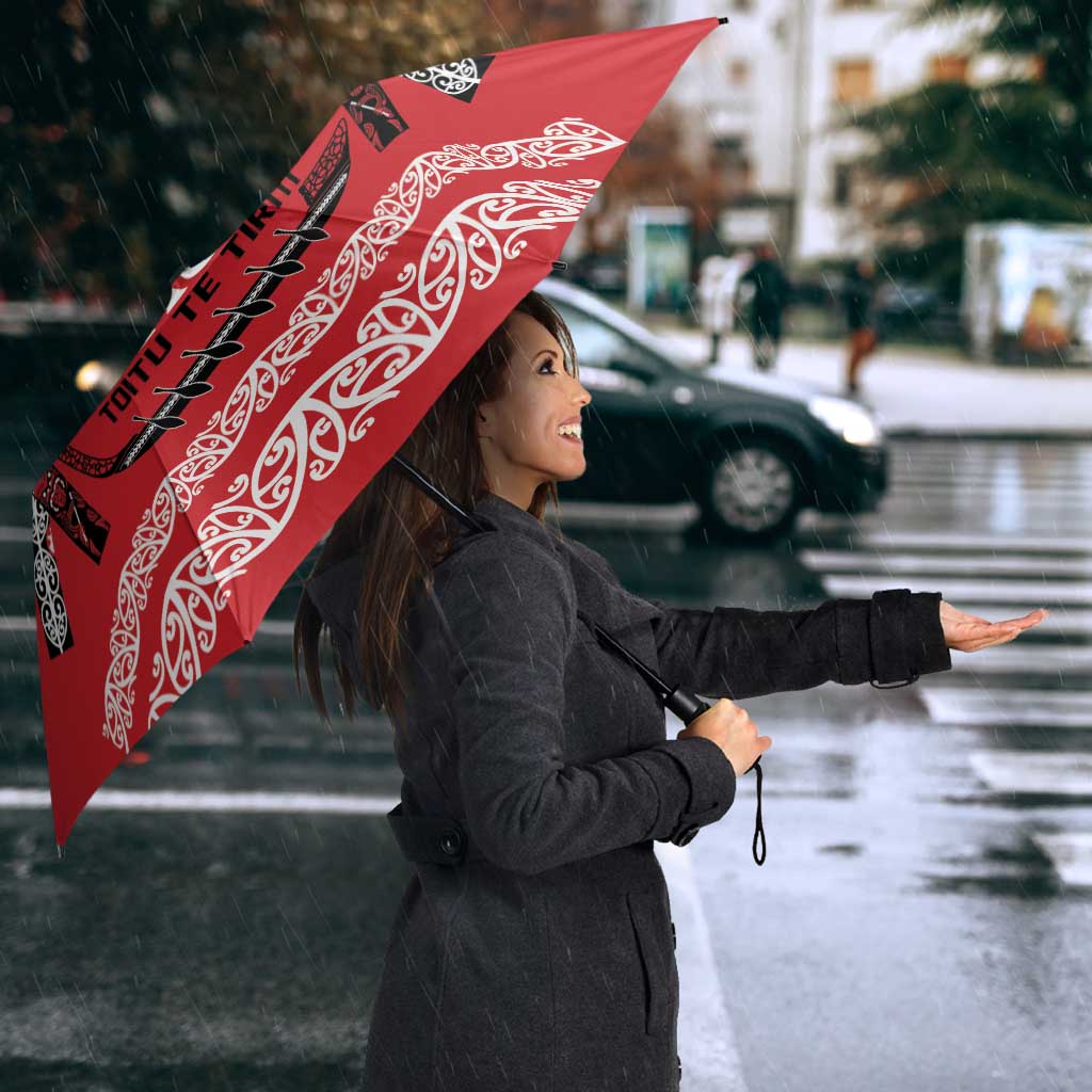 Toitu Te Tiriti Waitangi Umbrella Red Wharenui House - Aussie Hoodie