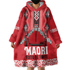Toitu Te Tiriti Waitangi Wearable Blanket Hoodie Red Wharenui House - Aussie Hoodie