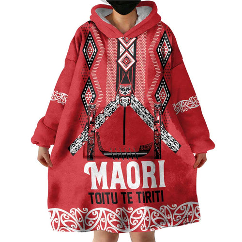Toitu Te Tiriti Waitangi Wearable Blanket Hoodie Red Wharenui House - Aussie Hoodie