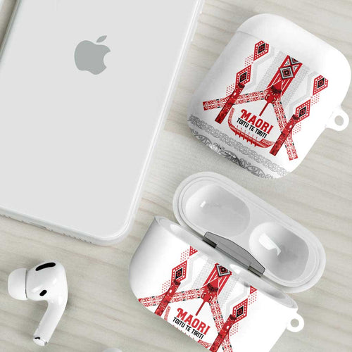Toitu Te Tiriti Waitangi AirPods Case White Wharenui House - Aussie Hoodie