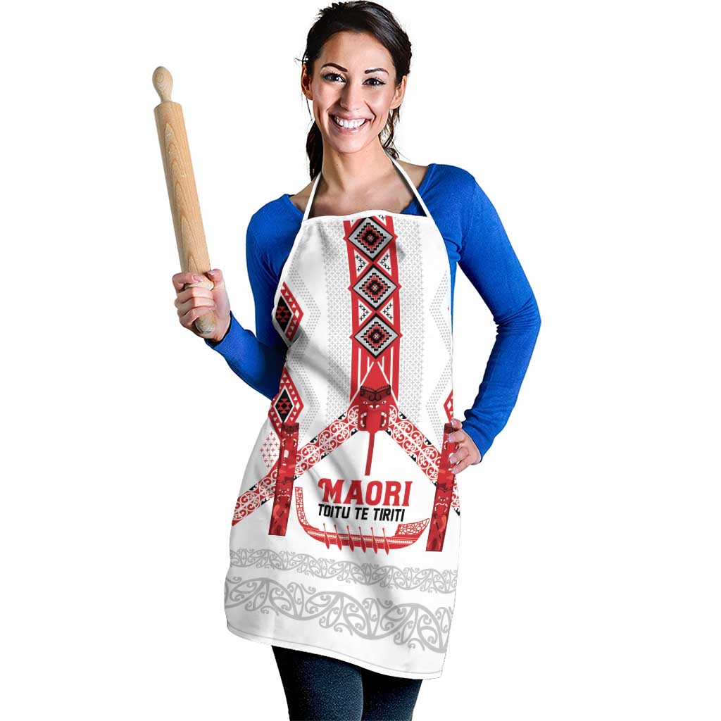 Toitu Te Tiriti Waitangi Apron White Wharenui House - Aussie Hoodie