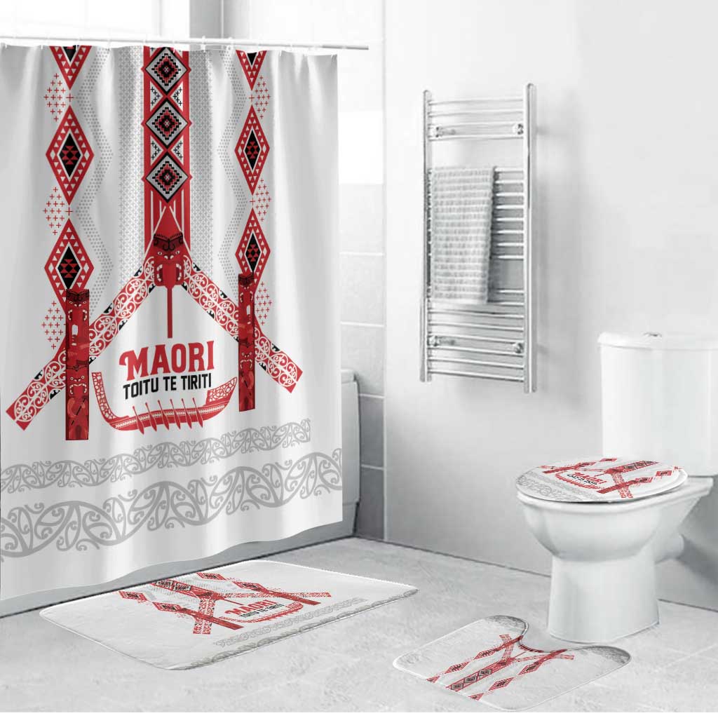 Toitu Te Tiriti Waitangi Bathroom Set White Wharenui House - Aussie Hoodie