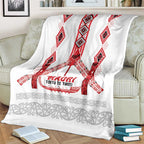 Toitu Te Tiriti Waitangi Blanket White Wharenui House - Aussie Hoodie