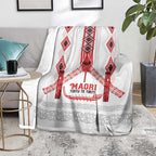 Toitu Te Tiriti Waitangi Blanket White Wharenui House - Aussie Hoodie