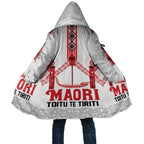Toitu Te Tiriti Waitangi Cloak White Wharenui House - Aussie Hoodie