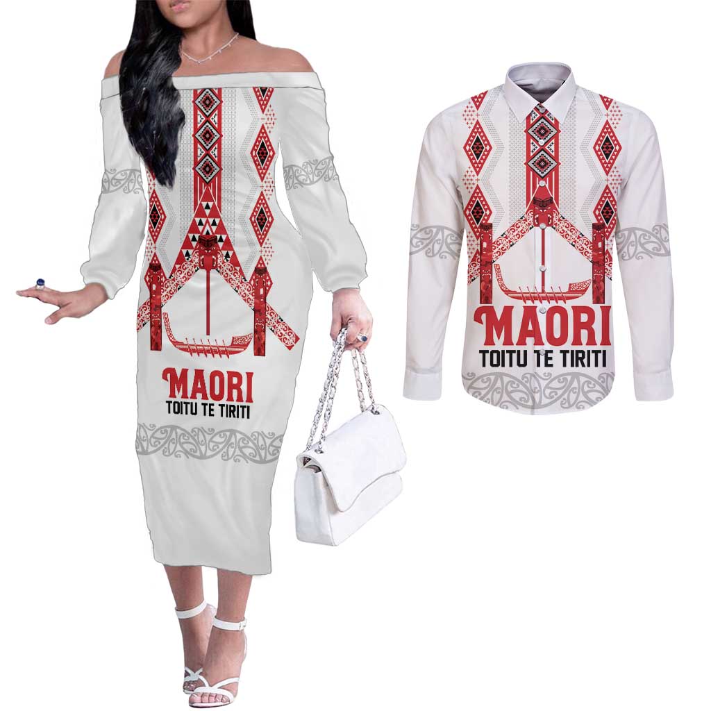 Toitu Te Tiriti Waitangi Couples Matching Off The Shoulder Long Sleeve Dress and Long Sleeve Button Shirt White Wharenui House - Aussie Hoodie
