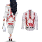 Toitu Te Tiriti Waitangi Couples Matching Off The Shoulder Long Sleeve Dress and Long Sleeve Button Shirt White Wharenui House - Aussie Hoodie