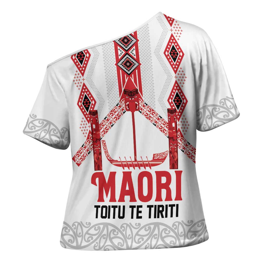 Toitu Te Tiriti Waitangi Cross Shoulder Shirt White Wharenui House - Aussie Hoodie
