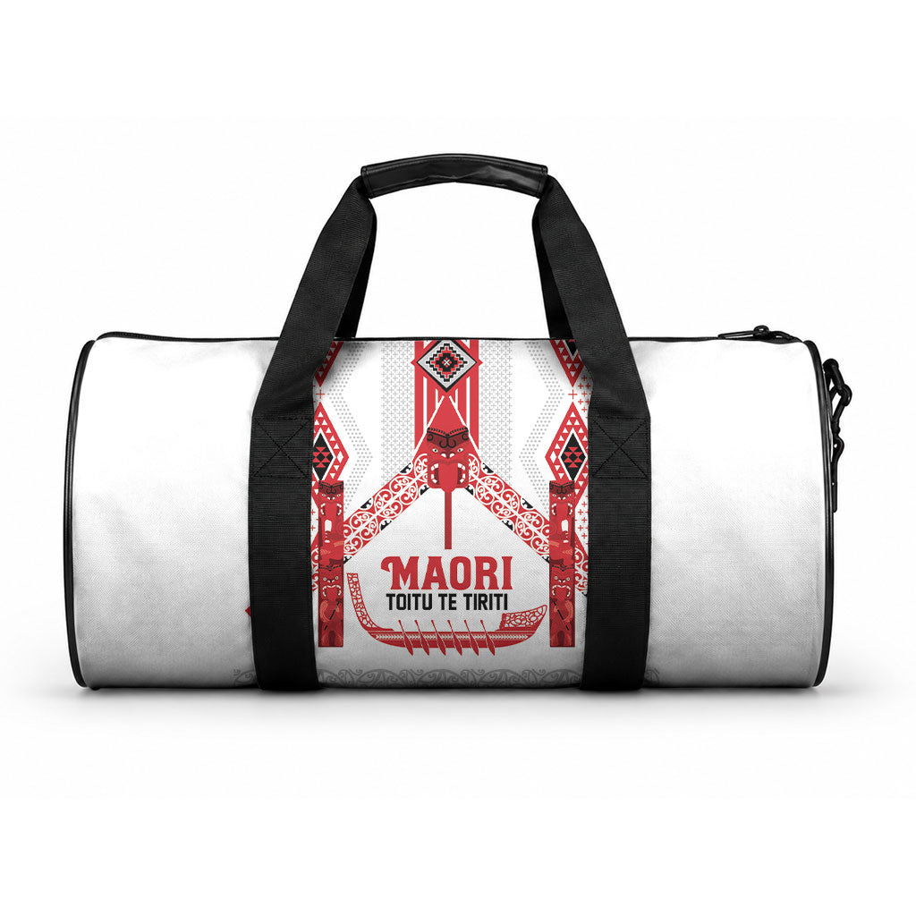 Toitu Te Tiriti Waitangi Duffle Bag White Wharenui House