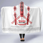 Toitu Te Tiriti Waitangi Hooded Blanket White Wharenui House - Aussie Hoodie