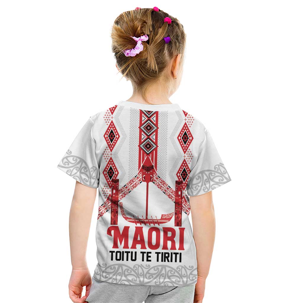 Toitu Te Tiriti Waitangi Kid T Shirt White Wharenui House - Aussie Hoodie