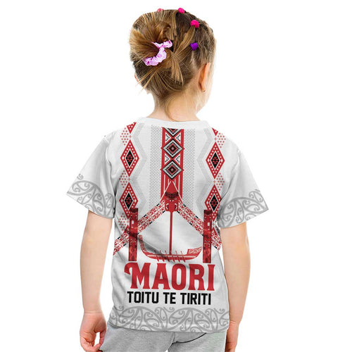 Toitu Te Tiriti Waitangi Kid T Shirt White Wharenui House - Aussie Hoodie