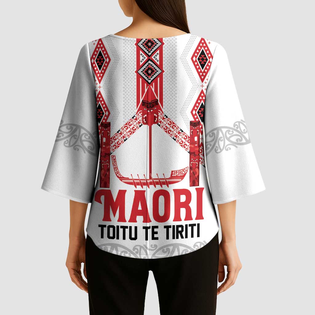 Toitu Te Tiriti Waitangi Kimono Sleeve Blouse White Wharenui House - Aussie Hoodie
