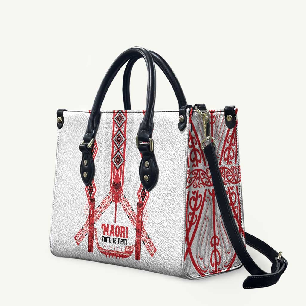 Toitu Te Tiriti Waitangi Leather Bag White Wharenui House - Aussie Hoodie