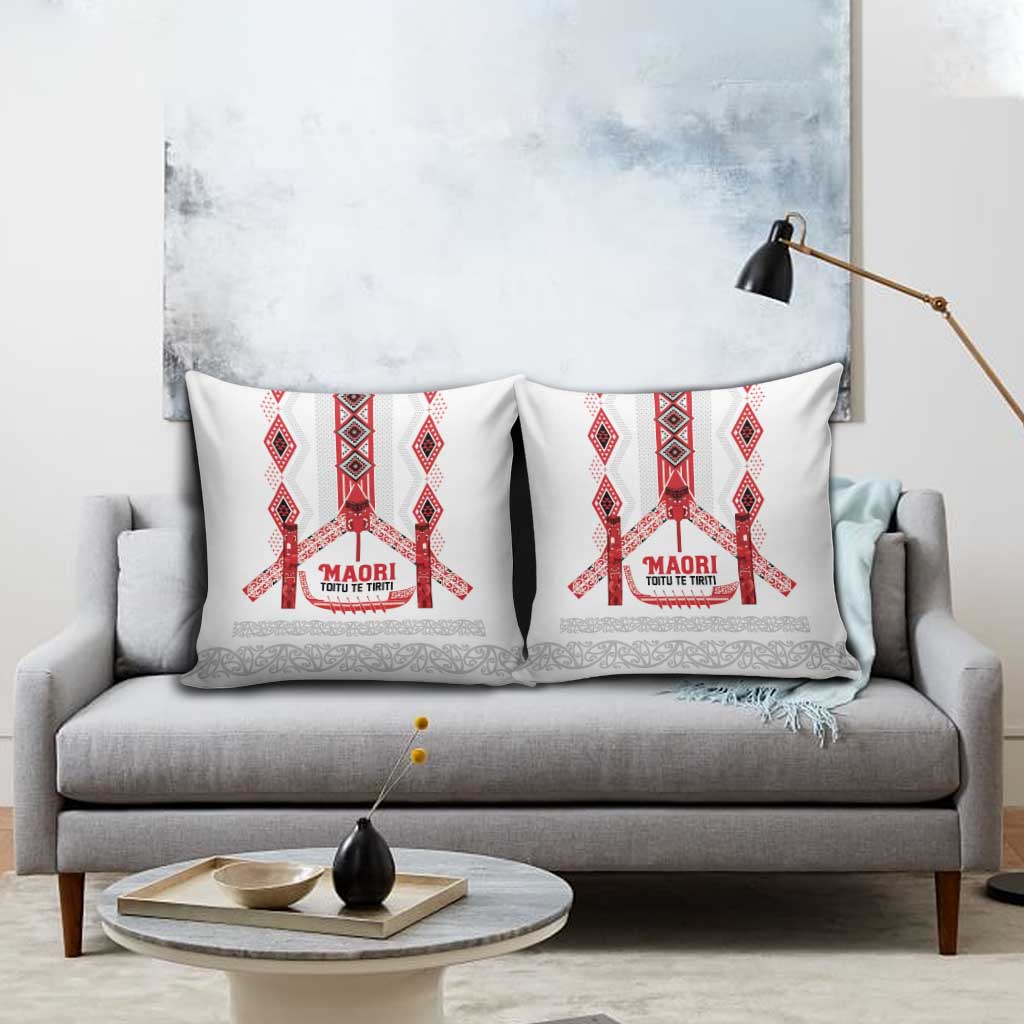 Toitu Te Tiriti Waitangi Pillow Cover White Wharenui House - Aussie Hoodie