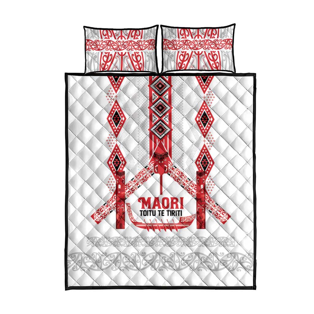 Toitu Te Tiriti Waitangi Quilt Bed Set White Wharenui House - Aussie Hoodie