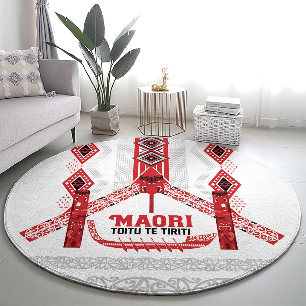 Toitu Te Tiriti Waitangi Round Carpet White Wharenui House - Aussie Hoodie