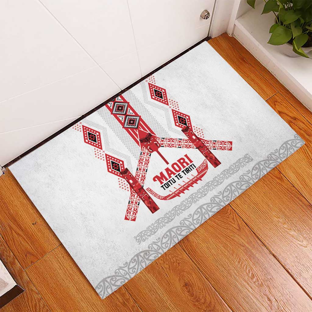 Toitu Te Tiriti Waitangi Rubber Doormat White Wharenui House - Aussie Hoodie