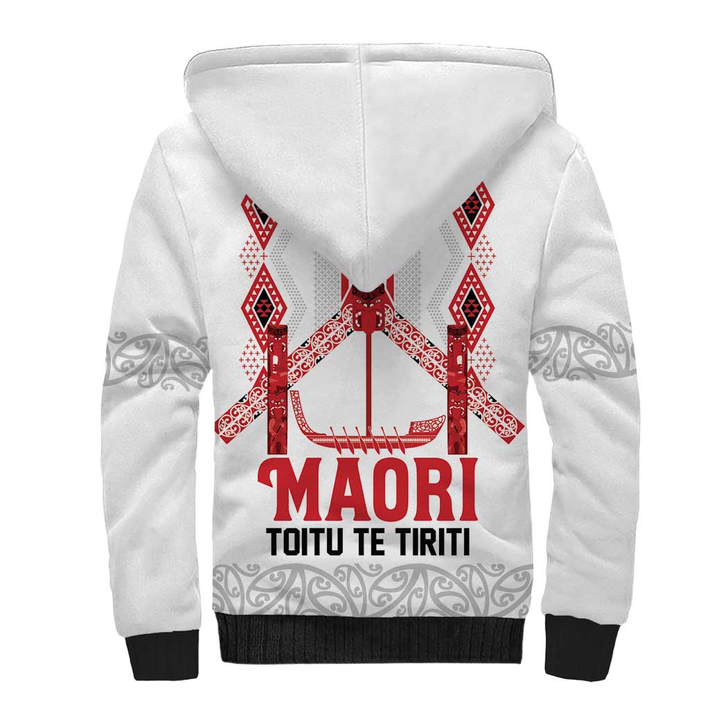 Toitu Te Tiriti Waitangi Sherpa Hoodie White Wharenui House - Aussie Hoodie