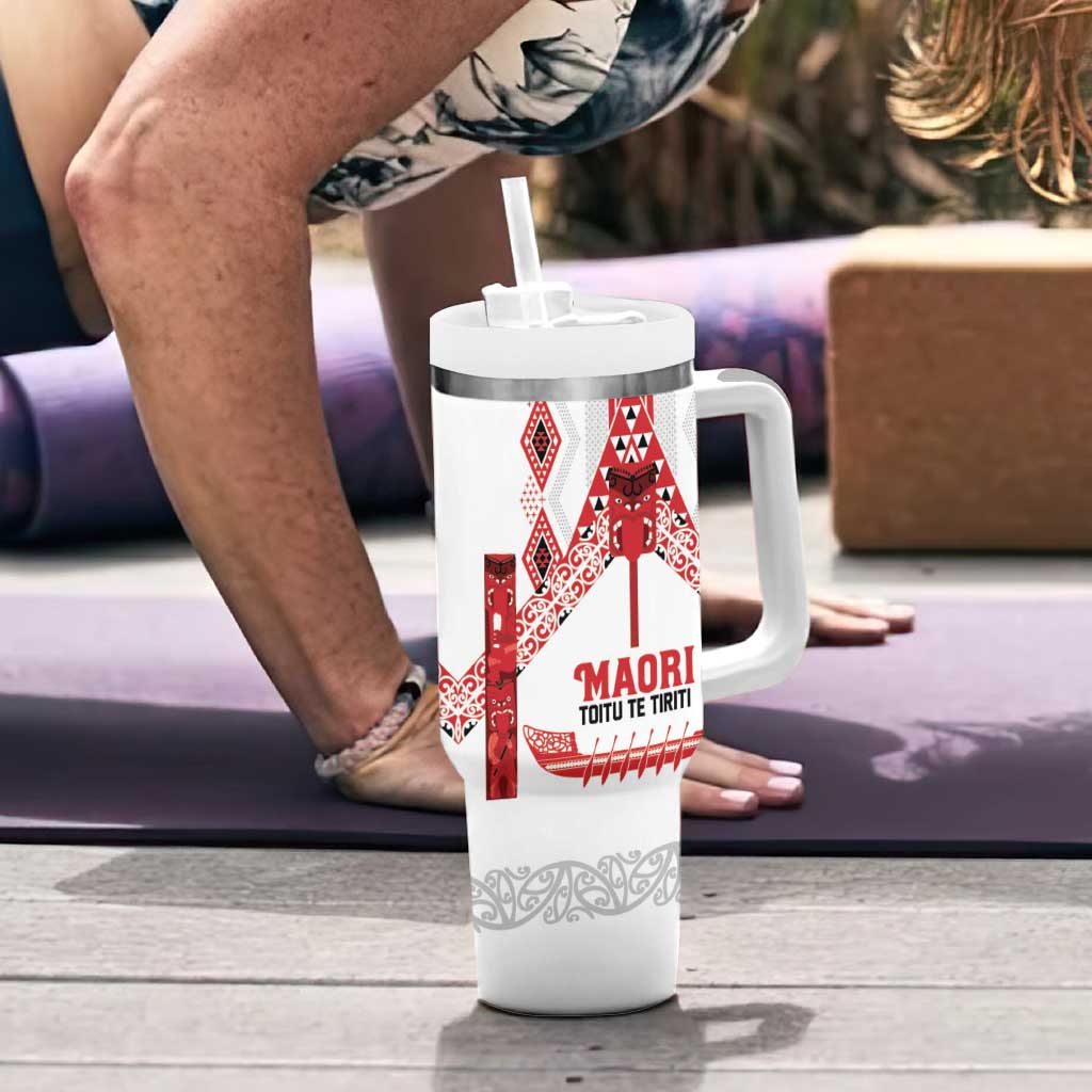 Toitu Te Tiriti Waitangi Tumbler With Handle White Wharenui House - Aussie Hoodie