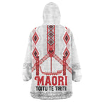 Toitu Te Tiriti Waitangi Wearable Blanket Hoodie White Wharenui House - Aussie Hoodie
