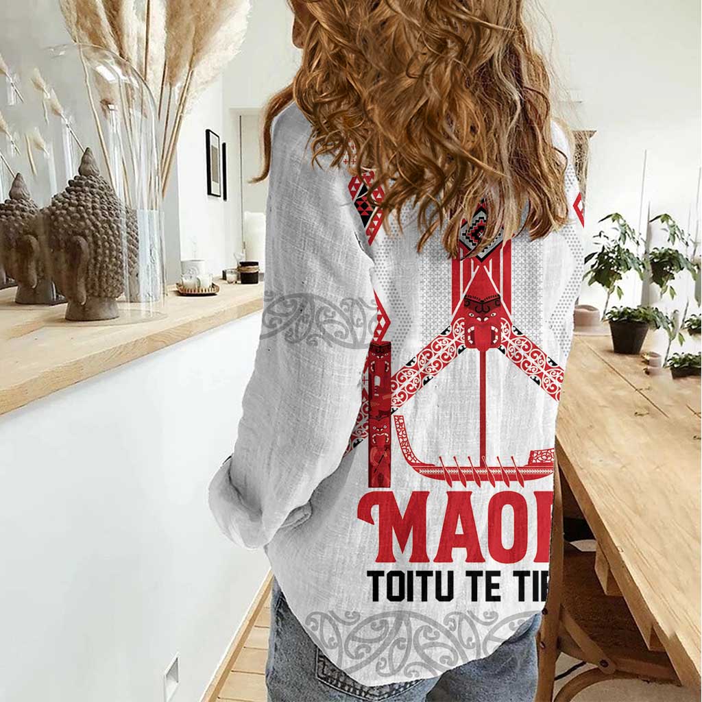 Toitu Te Tiriti Waitangi Women Casual Shirt White Wharenui House - Aussie Hoodie