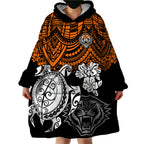 custom-wests-tigers-rugby-wearable-blanket-hoodie-hibiscus-and-turtle-with-polynesian-pattern