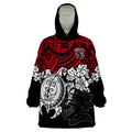 custom-knights-rugby-wearable-blanket-hoodie-novocastrians-hibiscus-and-turtle-with-polynesian-pattern