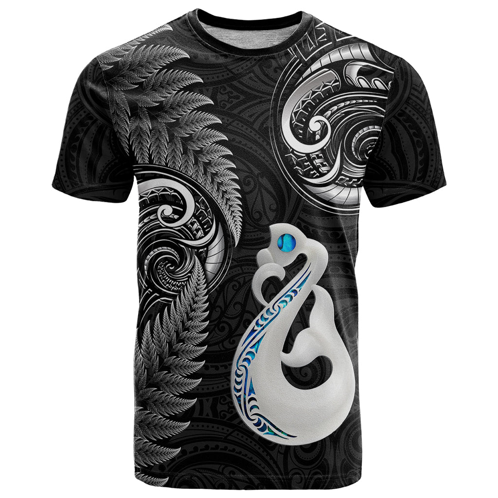 personalised-new-zealand-t-shirt-aotearoa-silver-fern-with-manaia-maori-unique-black