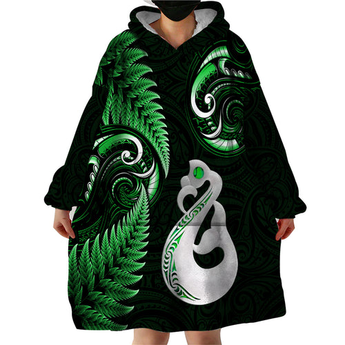 personalised-new-zealand-wearable-blanket-hoodie-aotearoa-silver-fern-with-manaia-maori-unique-green