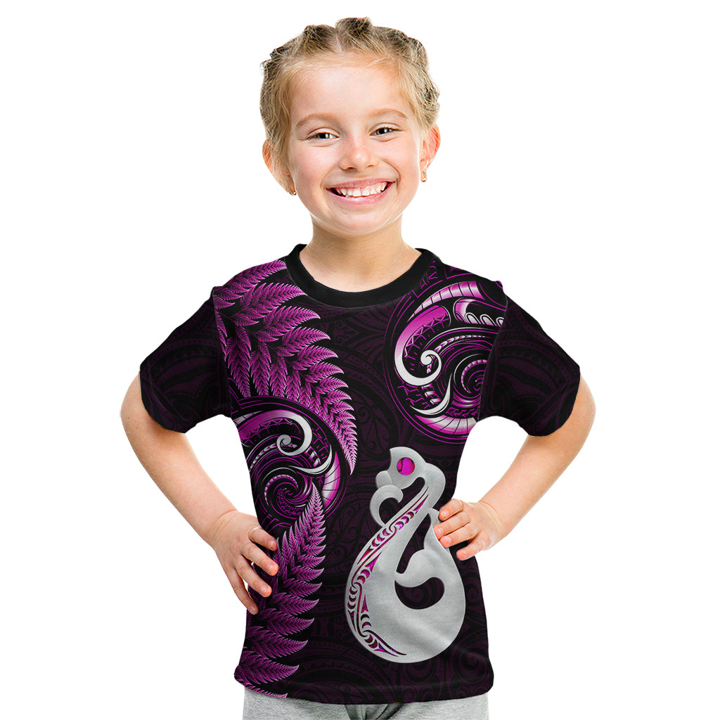 personalised-new-zealand-kid-t-shirt-aotearoa-silver-fern-with-manaia-maori-unique-pink