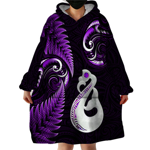 personalised-new-zealand-wearable-blanket-hoodie-aotearoa-silver-fern-with-manaia-maori-unique-purple