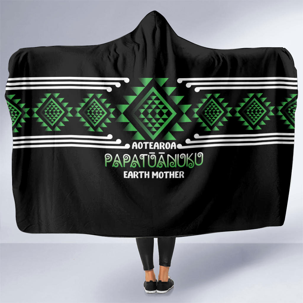 Aotearoa Atua Papatuanuku Hooded Blanket Maori Earth Mother Taniko Motifs